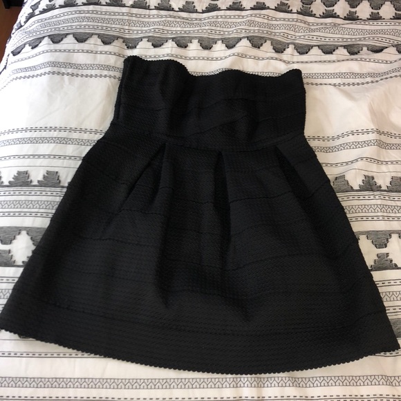 NWOT strapless mini dress! - Picture 1 of 5